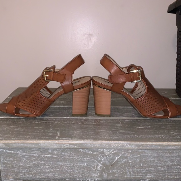 Rialto 3” heel sandal - Picture 3 of 4